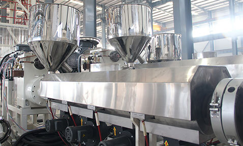 ClassicX Series-Blown Film Extrusion Line (Water-quenching)-3, 5 Layer Blown Non-barrier Film Extrusion Machine Medical Grade Extruders